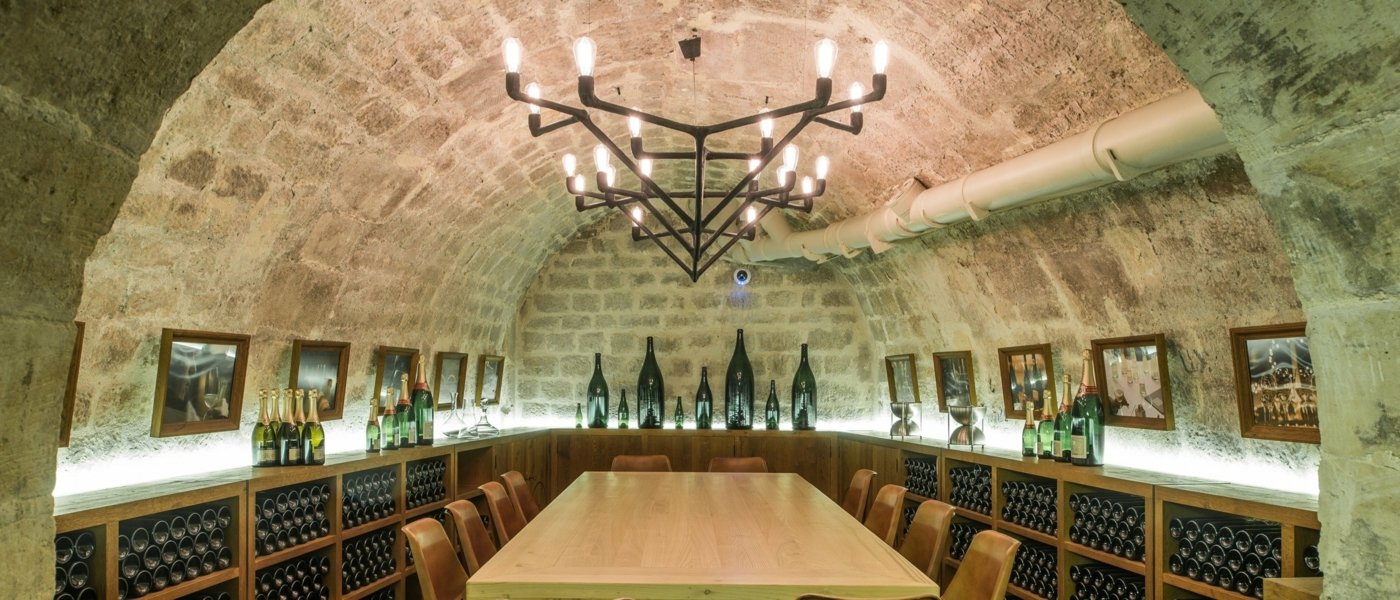 The Caves du Louvre confidential tasting room